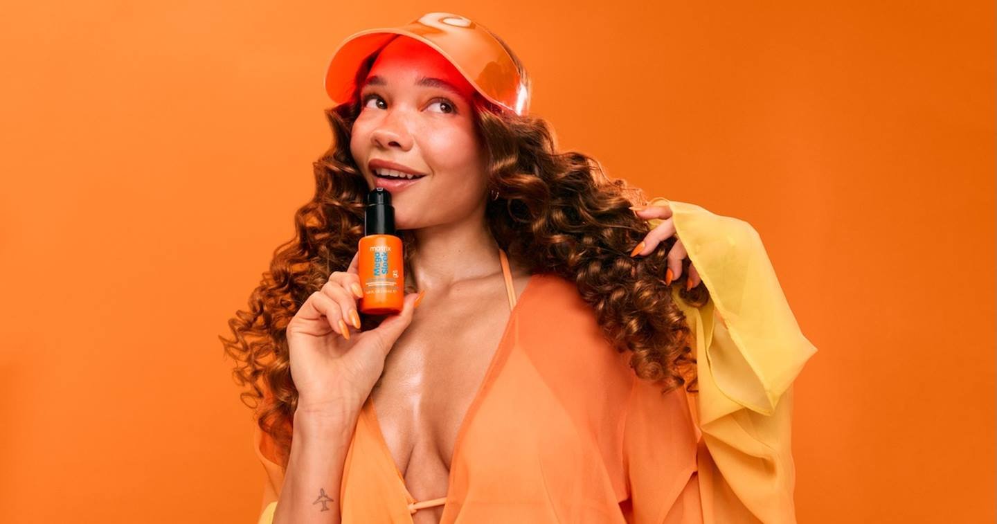 What is Frizzy Hair? Common Causes & Prevention Tips